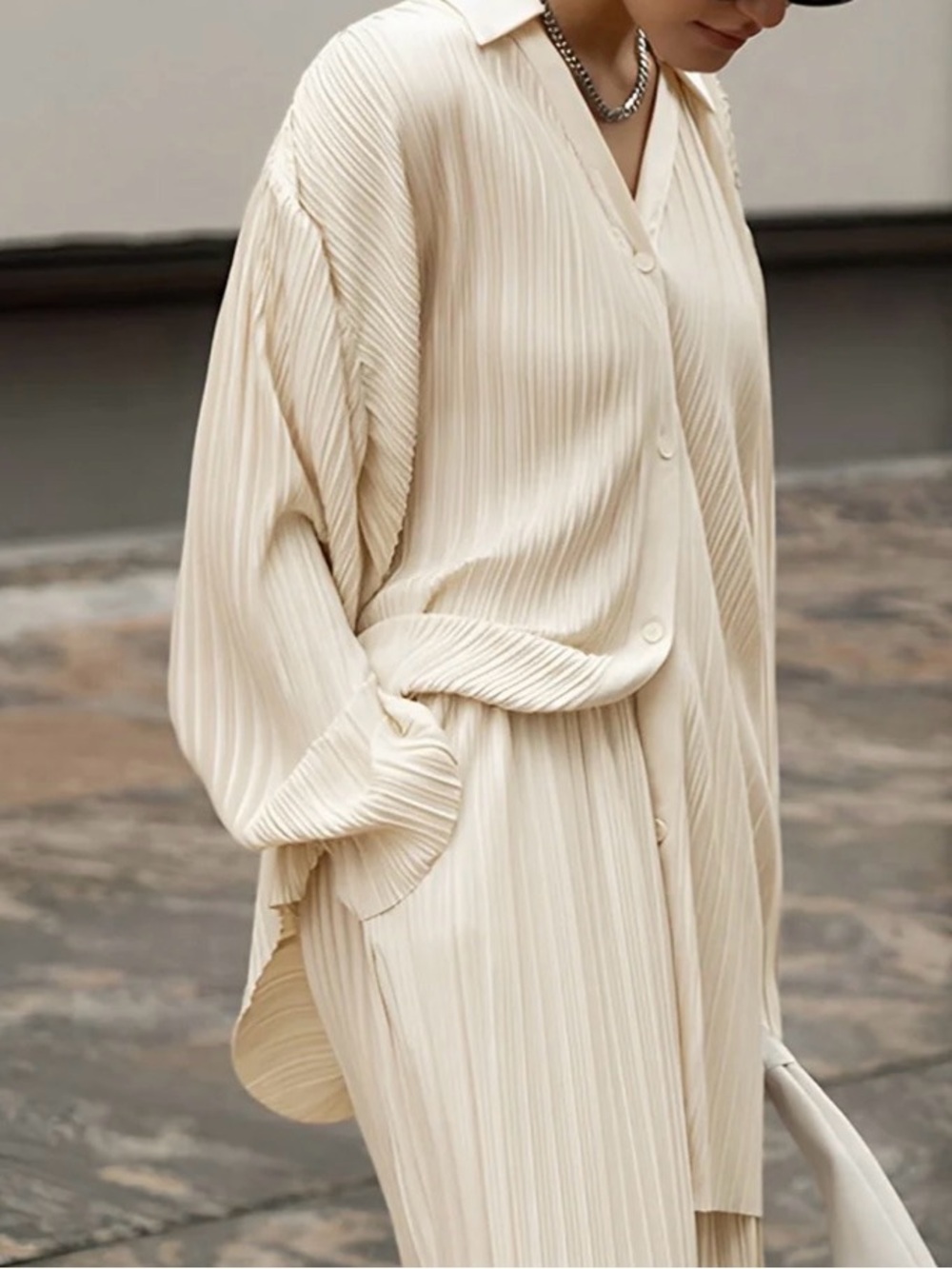 Commense Cream Pleated Button-Front Oversized Top - Picture 2 of 7